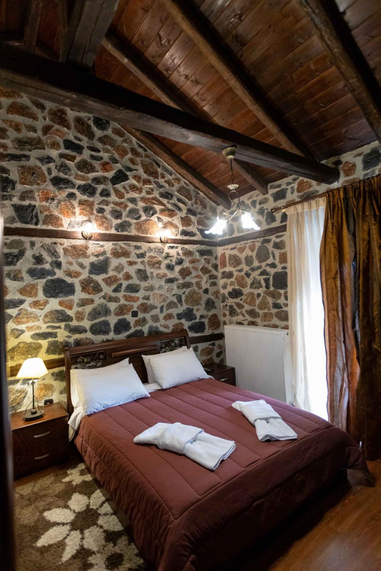 Xenonas Pantheon Appartement Agios Athanasios  Buitenkant foto